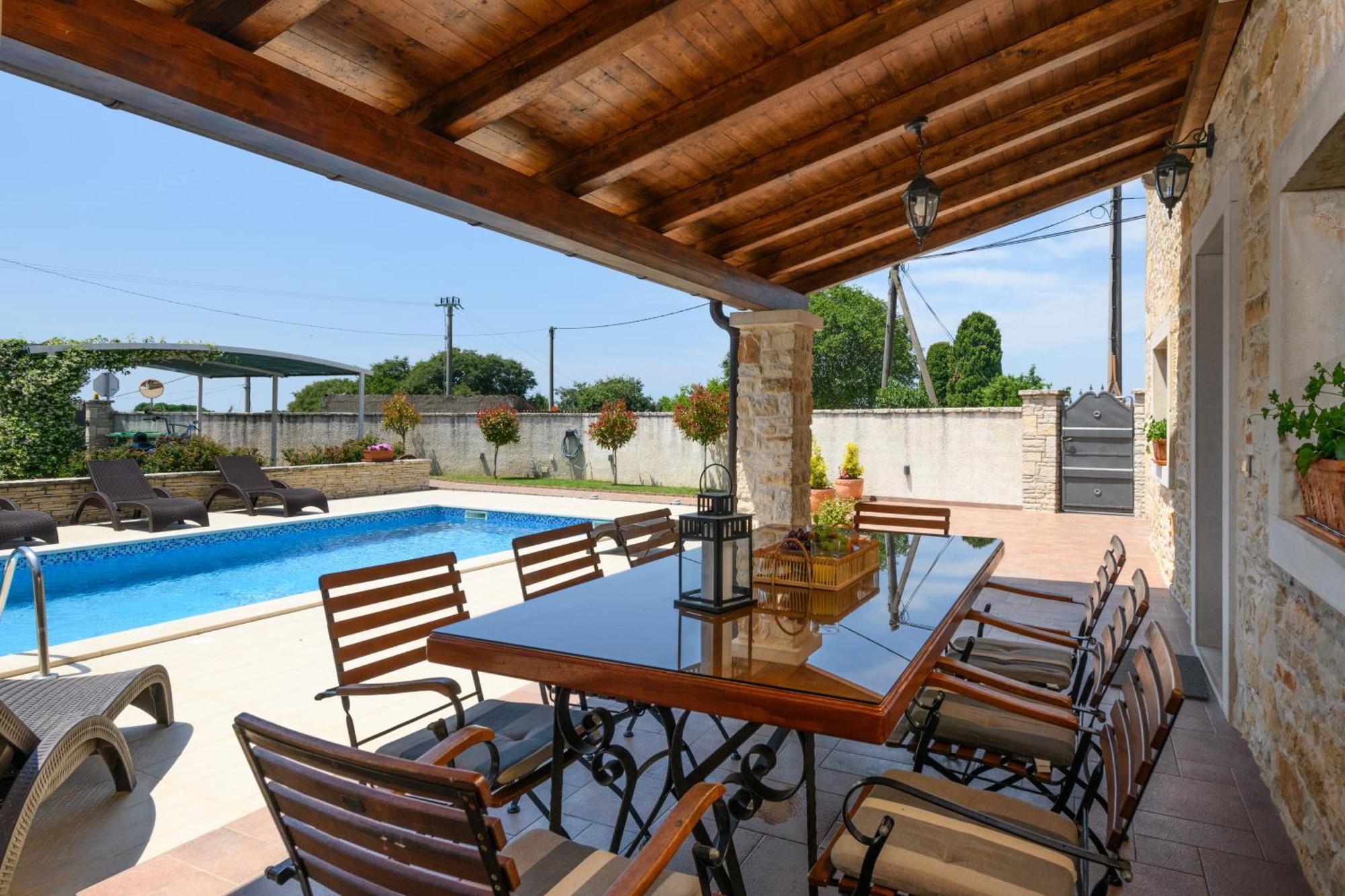 Villa Gina Valtura Exterior photo