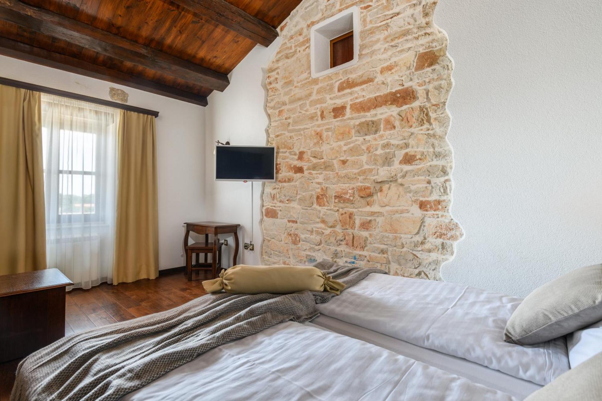 Villa Gina Valtura Exterior photo